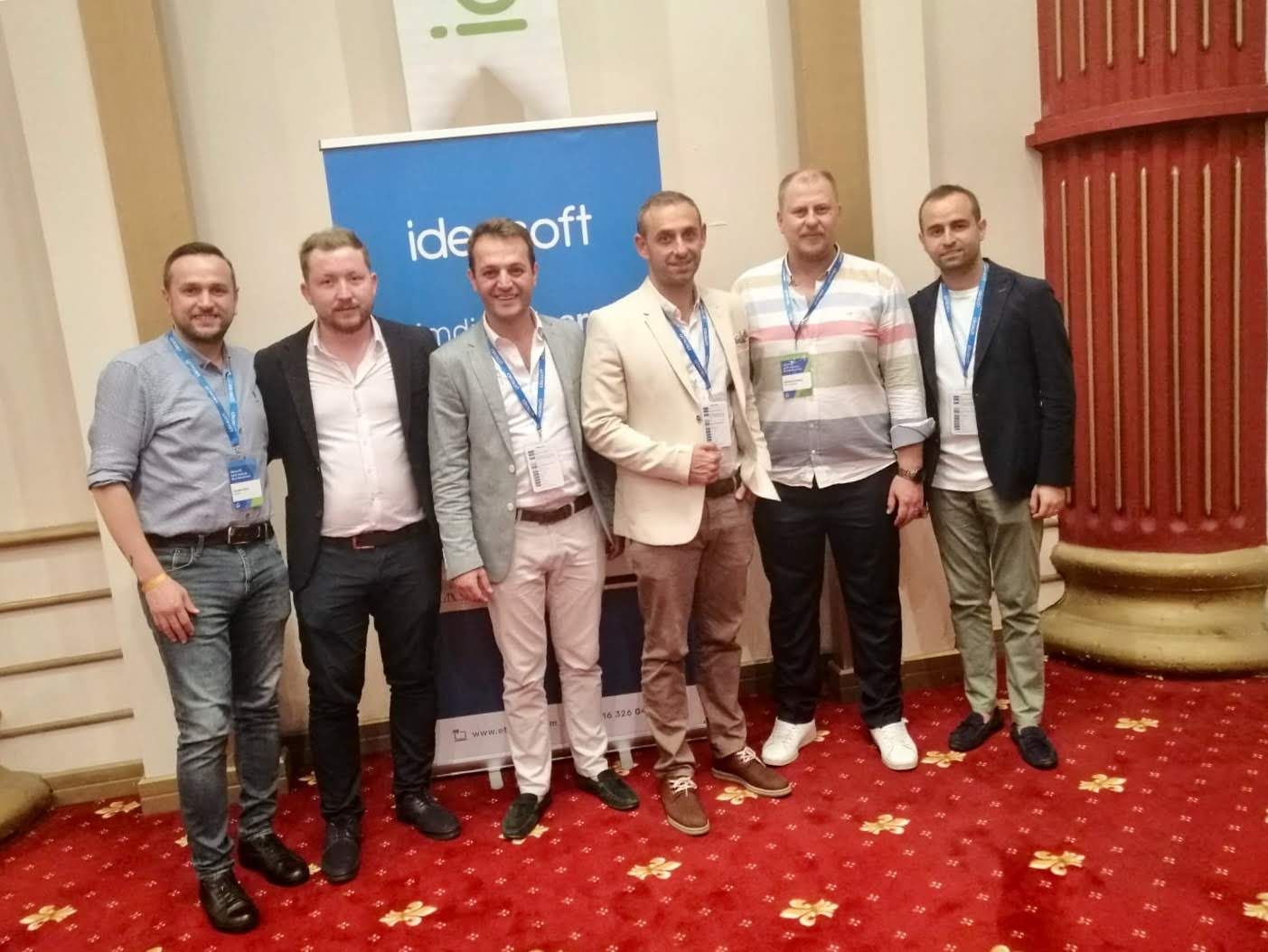 Soldan Sağa; İbrahim Özer, Özkan Gözütok, Fatih Çalışkan, Seyhun Özkara, Görkem Özdemir, Kerem Kaya