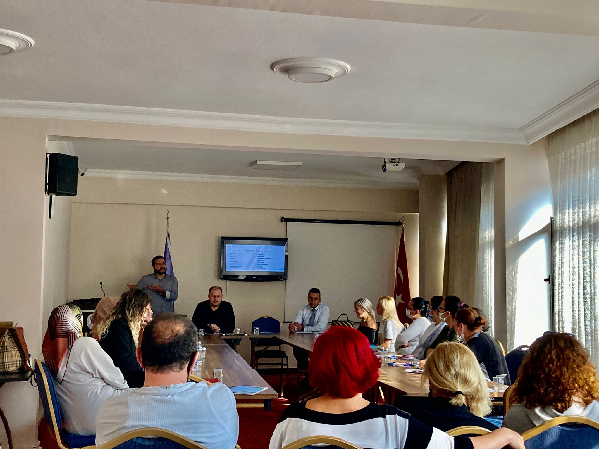 DESOB ve Serbay Akademi'den E-Ticaret Eğitimi!