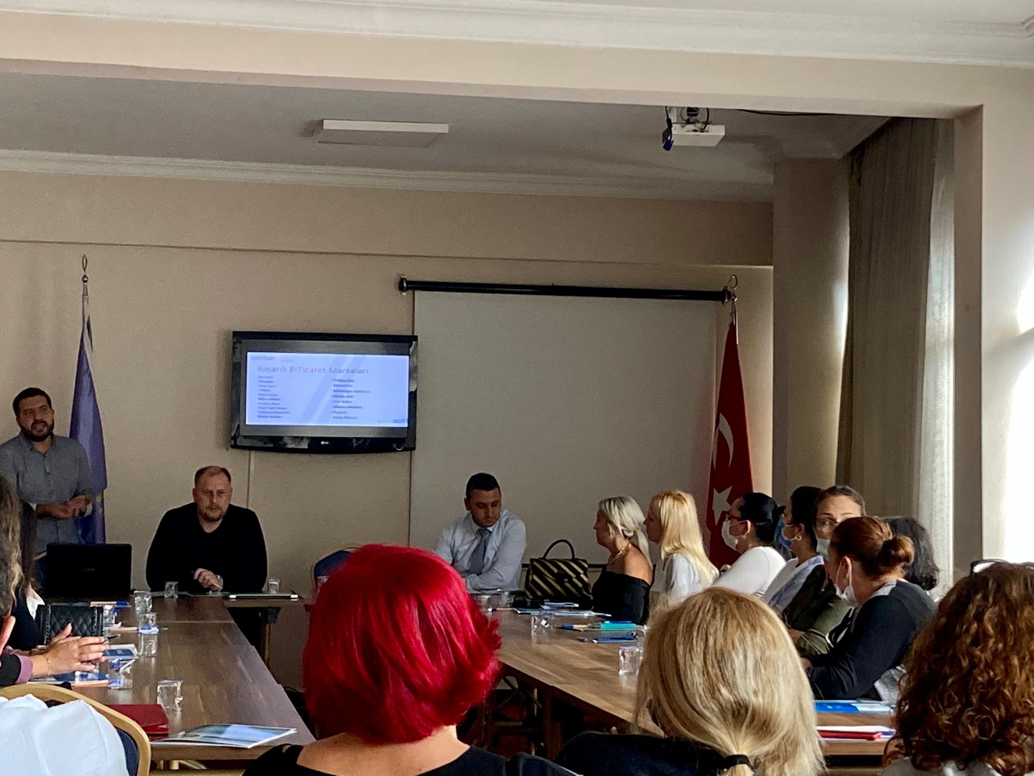 DESOB ve Serbay Akademi'den E-Ticaret Eğitimi!
